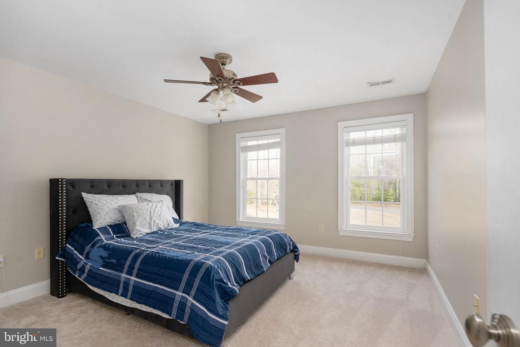 9020 ELLIS LN, SPOTSYLVANIA, Virginia 22553, 5 Bedrooms Bedrooms, ,3 BathroomsBathrooms,Residential,9020 ELLIS LN,VASP2041640 MLS # VASP2041640