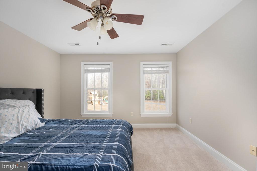 9020 ELLIS LN, SPOTSYLVANIA, Virginia 22553, 5 Bedrooms Bedrooms, ,3 BathroomsBathrooms,Residential,9020 ELLIS LN,VASP2041640 MLS # VASP2041640