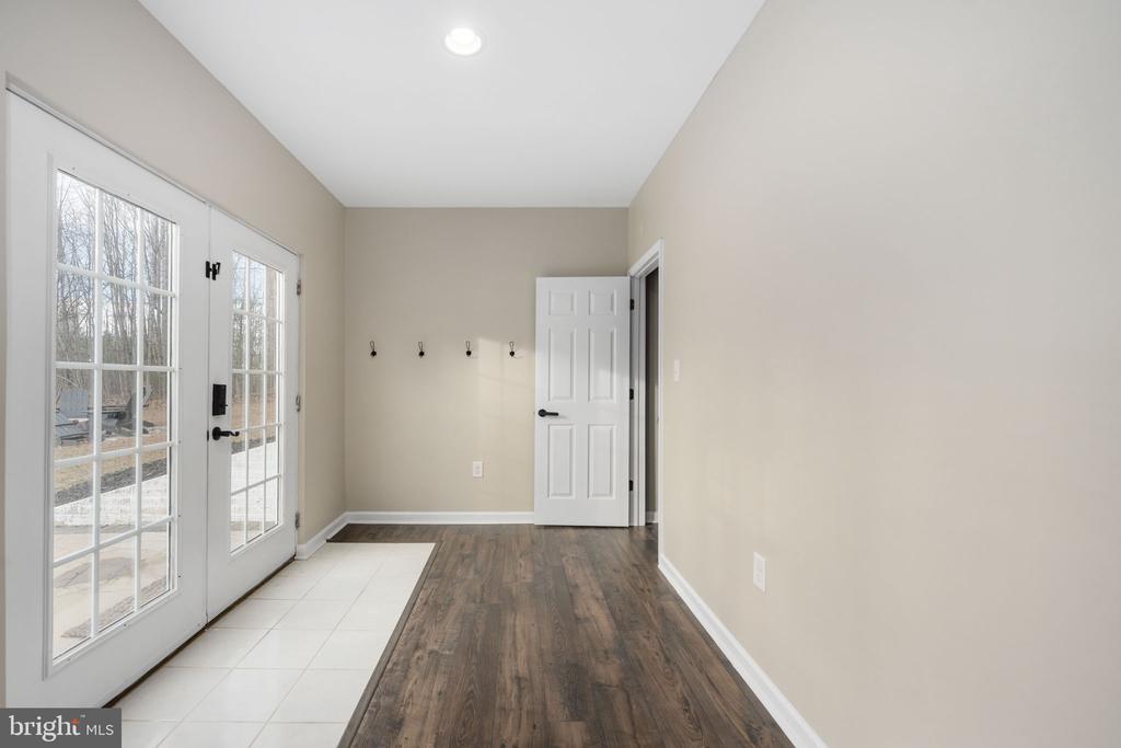 9020 ELLIS LN, SPOTSYLVANIA, Virginia 22553, 5 Bedrooms Bedrooms, ,3 BathroomsBathrooms,Residential,9020 ELLIS LN,VASP2041640 MLS # VASP2041640