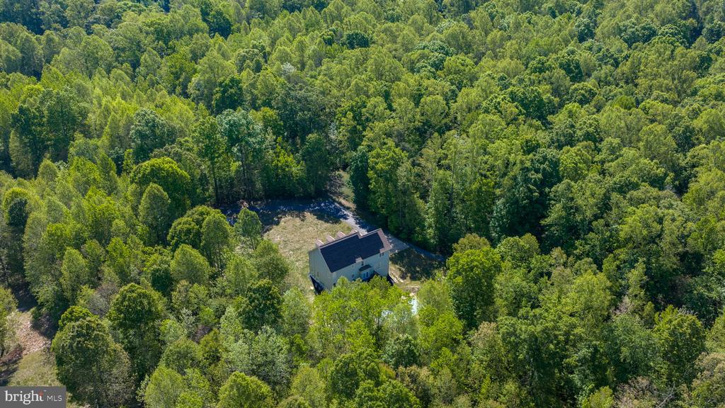 9020 ELLIS LN, SPOTSYLVANIA, Virginia 22553, 5 Bedrooms Bedrooms, ,3 BathroomsBathrooms,Residential,9020 ELLIS LN,VASP2041640 MLS # VASP2041640