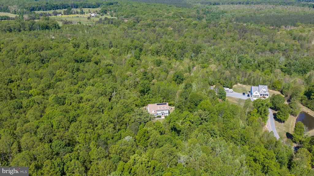 9020 ELLIS LN, SPOTSYLVANIA, Virginia 22553, 5 Bedrooms Bedrooms, ,3 BathroomsBathrooms,Residential,9020 ELLIS LN,VASP2041640 MLS # VASP2041640