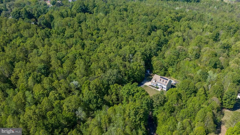 9020 ELLIS LN, SPOTSYLVANIA, Virginia 22553, 5 Bedrooms Bedrooms, ,3 BathroomsBathrooms,Residential,9020 ELLIS LN,VASP2041640 MLS # VASP2041640