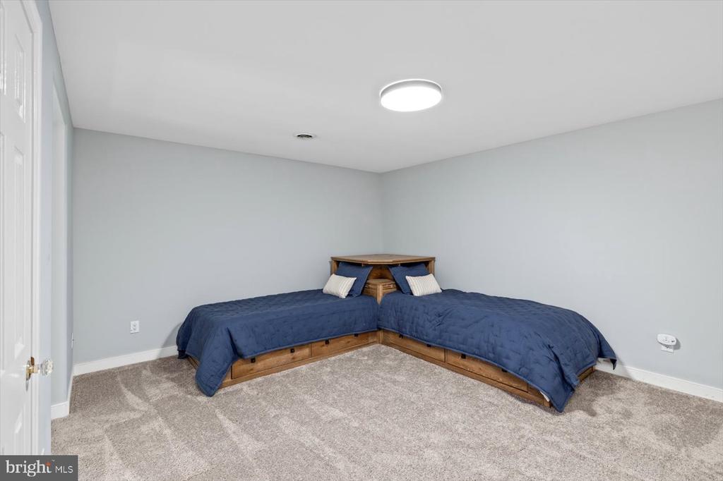 12620 CHEWNING LN, FREDERICKSBURG, Virginia 22407, 7 Bedrooms Bedrooms, ,4 BathroomsBathrooms,Residential,12620 CHEWNING LN,VASP2041616 MLS # VASP2041616