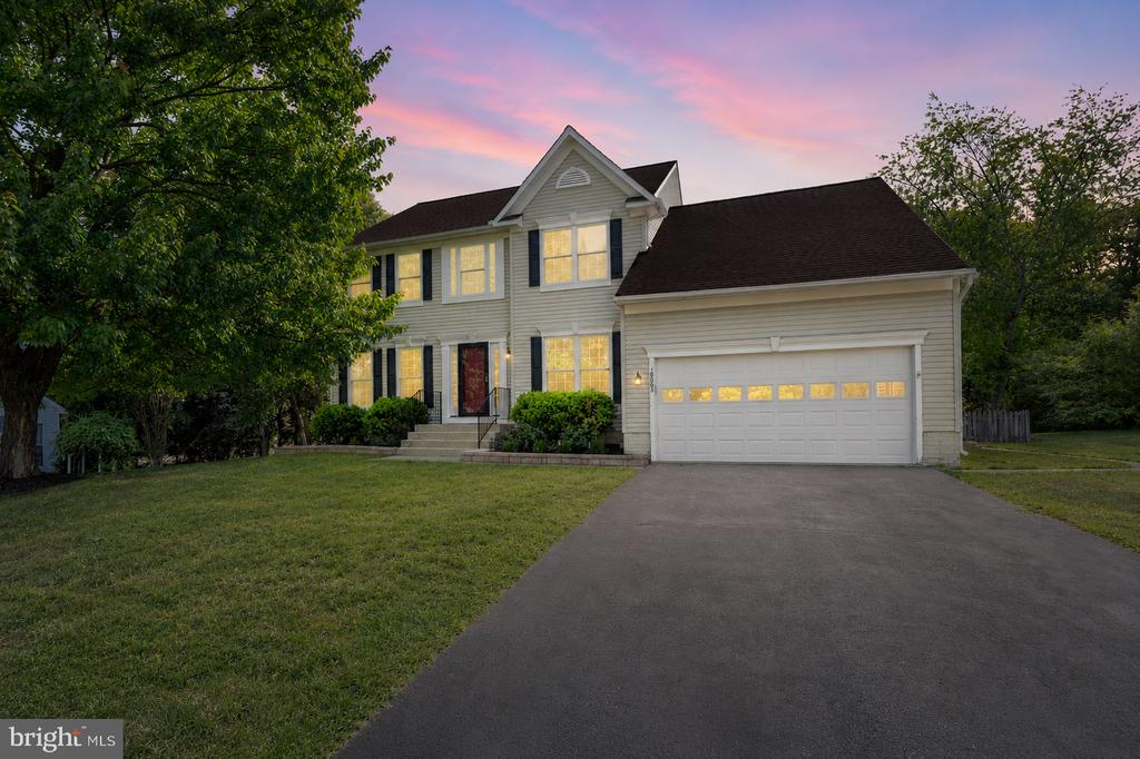 10003 FIELD STONE CT, FREDERICKSBURG, Virginia 22408, 4 Bedrooms Bedrooms, ,2 BathroomsBathrooms,Residential,10003 FIELD STONE CT,VASP2041572 MLS # VASP2041572