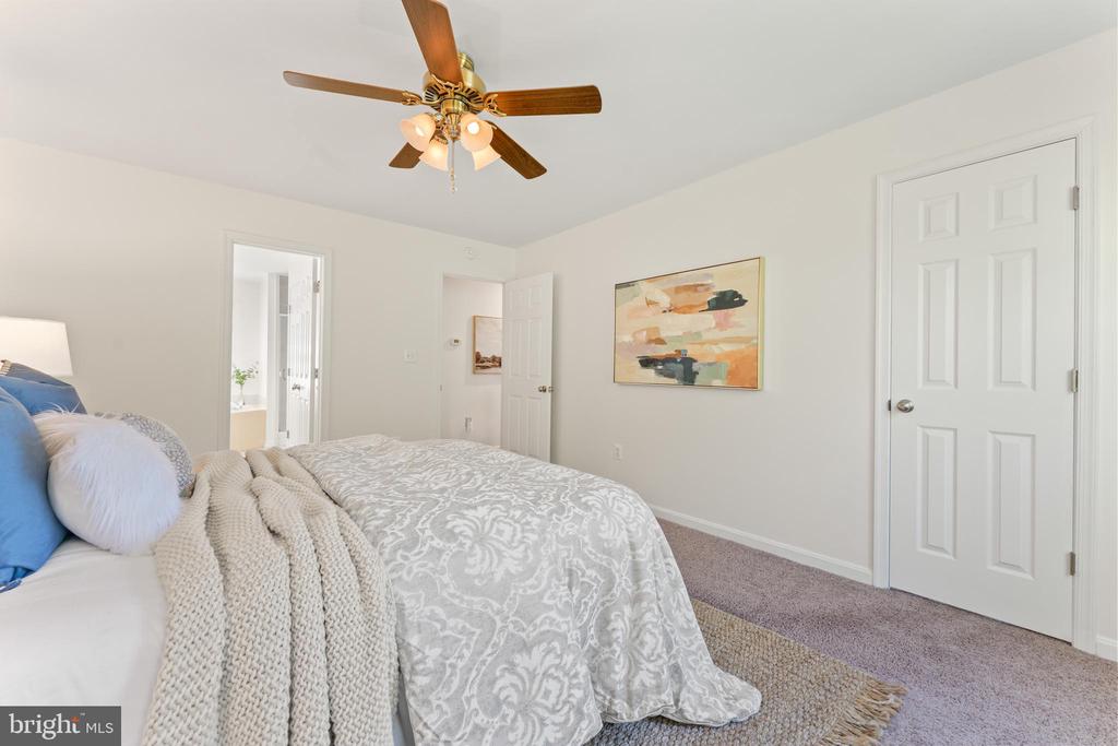 10003 FIELD STONE CT, FREDERICKSBURG, Virginia 22408, 4 Bedrooms Bedrooms, ,2 BathroomsBathrooms,Residential,10003 FIELD STONE CT,VASP2041572 MLS # VASP2041572