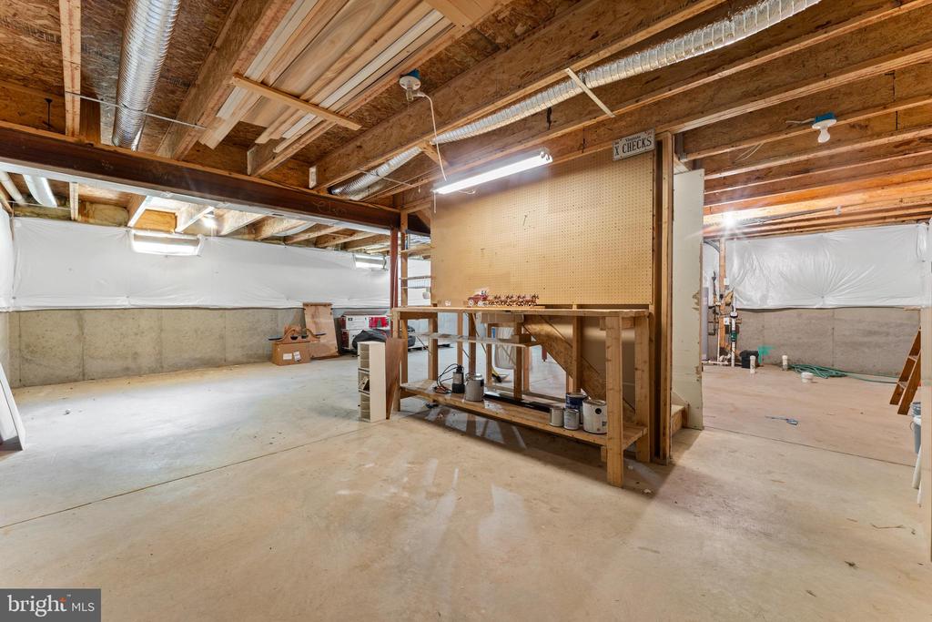 10003 FIELD STONE CT, FREDERICKSBURG, Virginia 22408, 4 Bedrooms Bedrooms, ,2 BathroomsBathrooms,Residential,10003 FIELD STONE CT,VASP2041572 MLS # VASP2041572