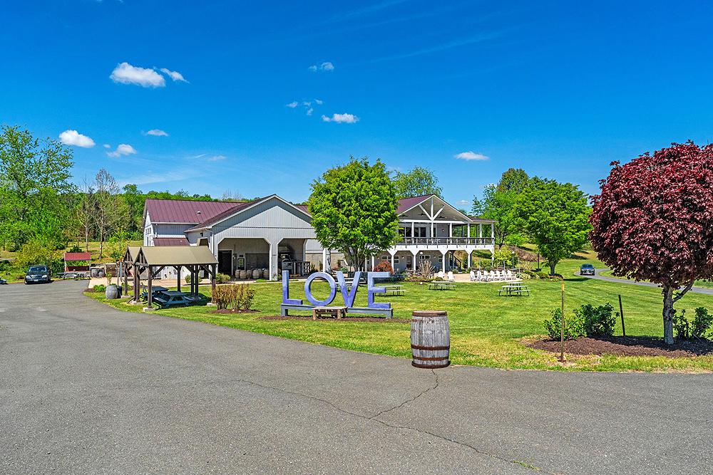 43 NARMADA LN, AMISSVILLE, Virginia 20106, ,4 BathroomsBathrooms,Residential,43 NARMADA LN,VARP2002638 MLS # VARP2002638