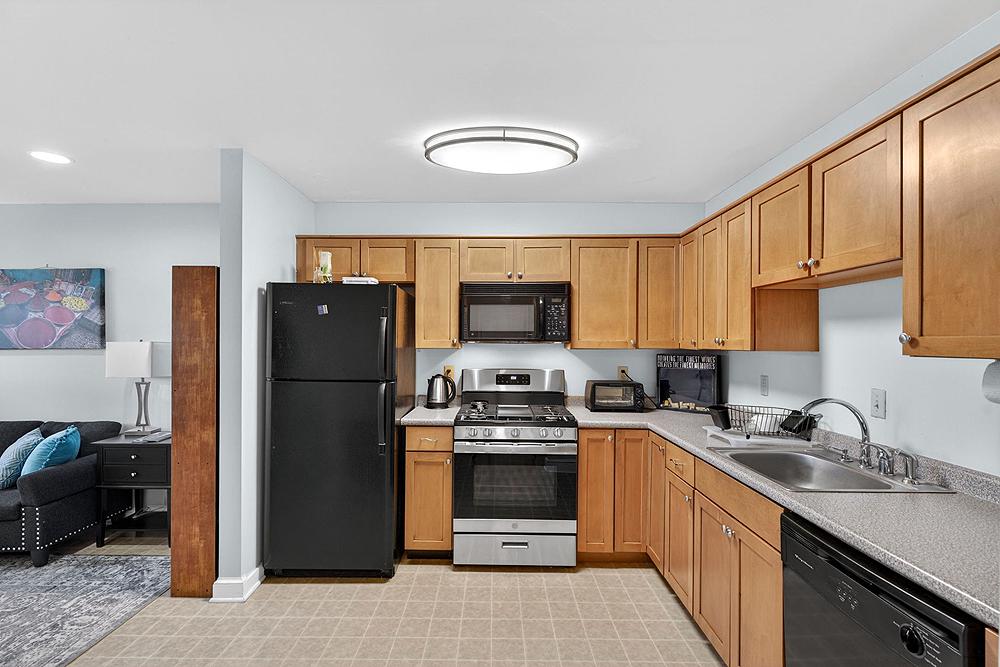 43 NARMADA LN, AMISSVILLE, Virginia 20106, ,4 BathroomsBathrooms,Residential,43 NARMADA LN,VARP2002638 MLS # VARP2002638