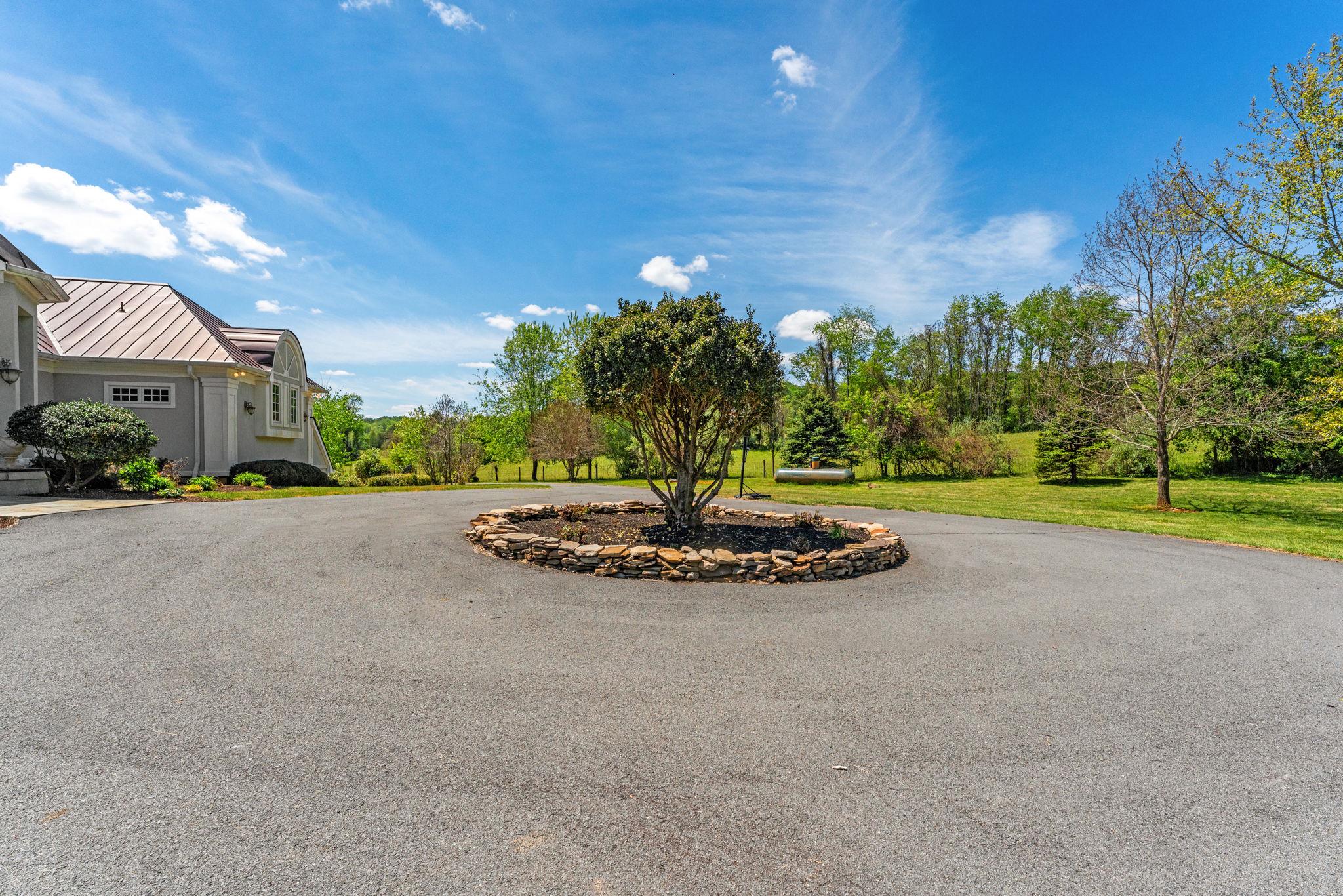80 NARMADA LN, AMISSVILLE, Virginia 20106, 4 Bedrooms Bedrooms, ,4 BathroomsBathrooms,Residential,80 NARMADA LN,VARP2002640 MLS # VARP2002640