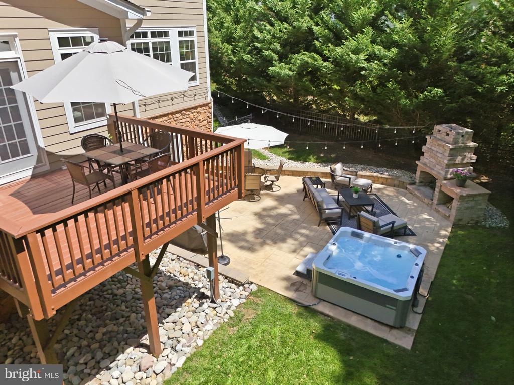 11622 PINE HOLLOW LN, SPOTSYLVANIA, Virginia 22551, 5 Bedrooms Bedrooms, ,5 BathroomsBathrooms,Residential,11622 PINE HOLLOW LN,VASP2041606 MLS # VASP2041606