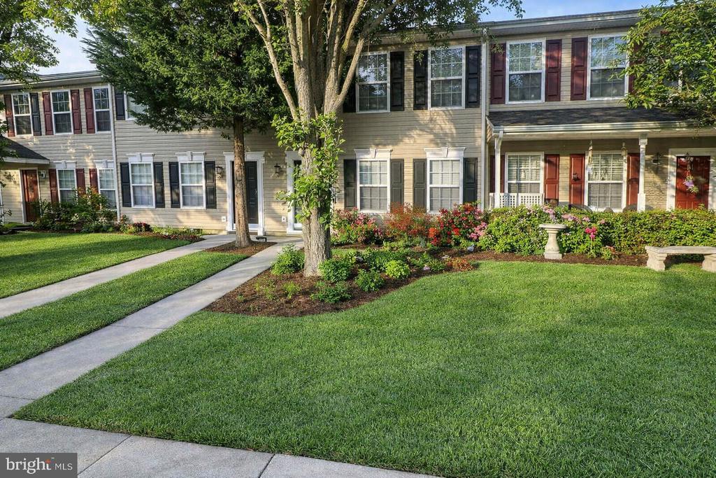 9947 MATTI HILL CT, FREDERICKSBURG, Virginia 22408, 2 Bedrooms Bedrooms, ,1 BathroomBathrooms,Residential,9947 MATTI HILL CT,VASP2041674 MLS # VASP2041674