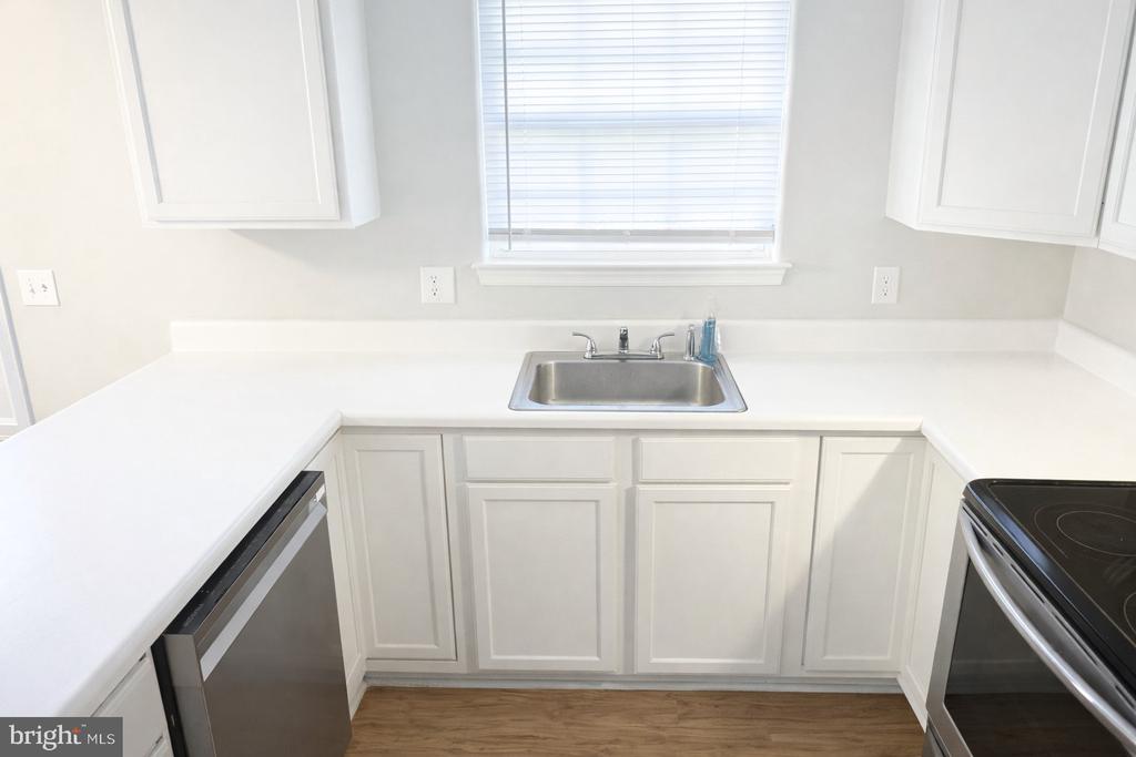 9947 MATTI HILL CT, FREDERICKSBURG, Virginia 22408, 2 Bedrooms Bedrooms, ,1 BathroomBathrooms,Residential,9947 MATTI HILL CT,VASP2041674 MLS # VASP2041674