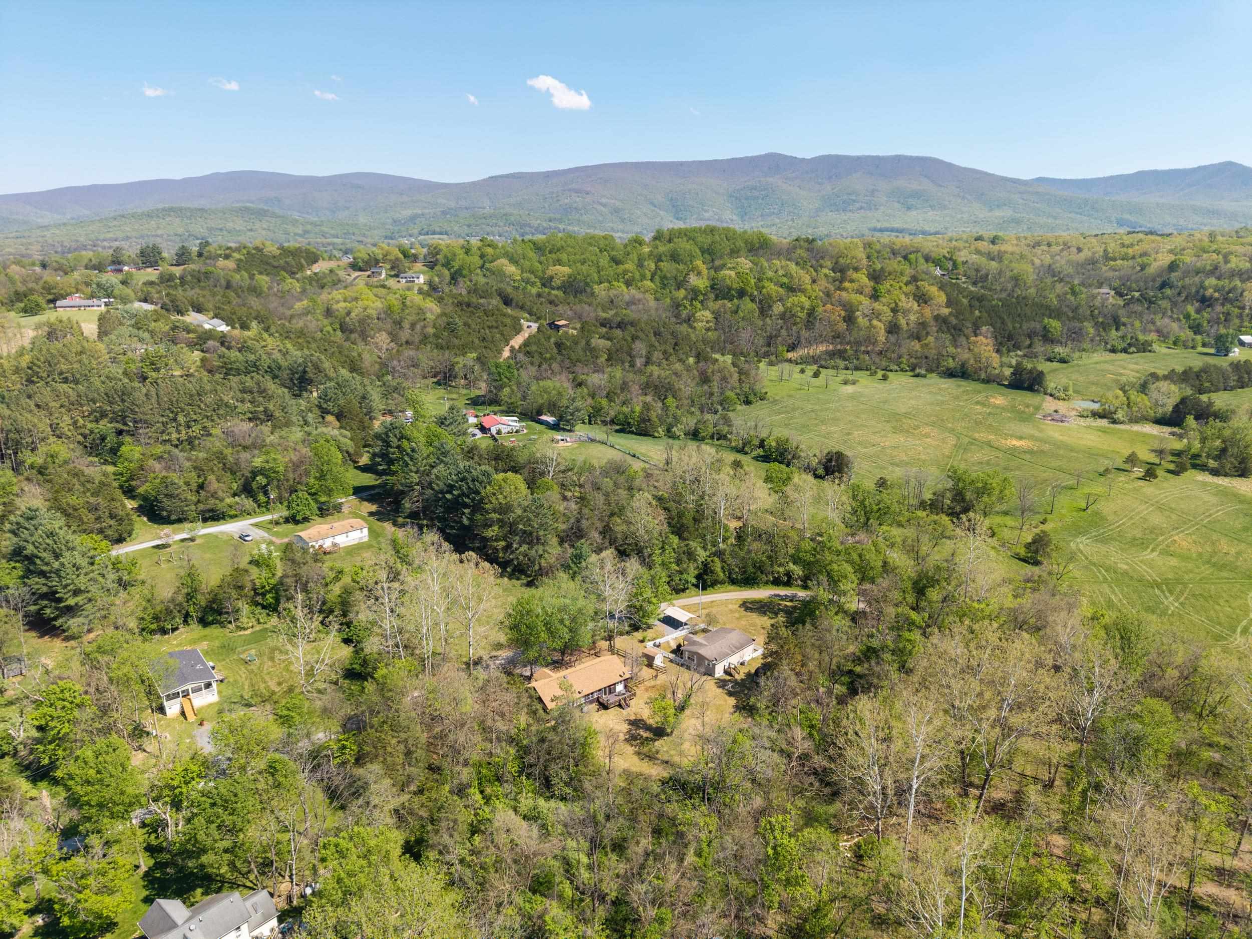 702 RICHVIEW RD, RILEYVILLE, Virginia 22650, 4 Bedrooms Bedrooms, ,2 BathroomsBathrooms,Residential,702 RICHVIEW RD,676258 MLS # 676258