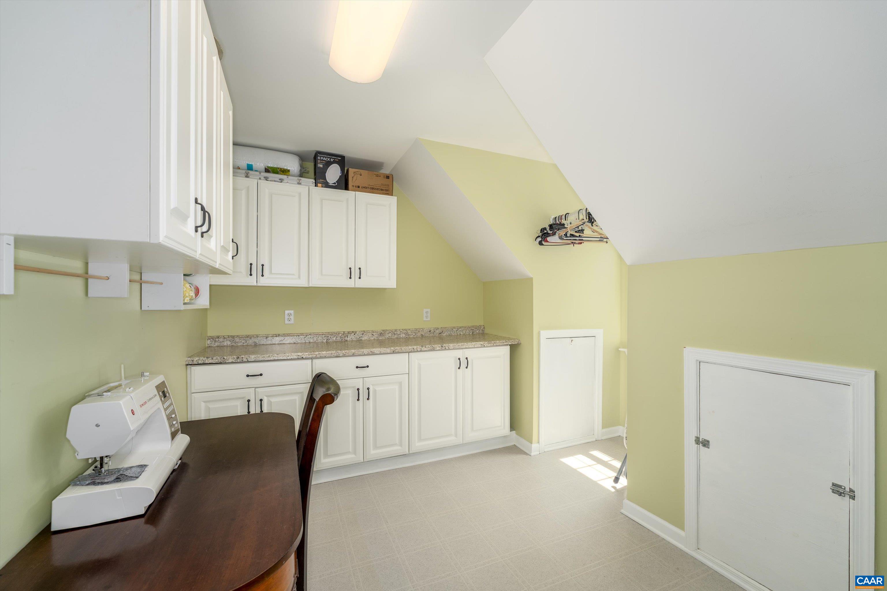 100 CAMPBELL RD, KESWICK, Virginia 22947, 5 Bedrooms Bedrooms, ,4 BathroomsBathrooms,Residential,Windsong,100 CAMPBELL RD,676660 MLS # 676660