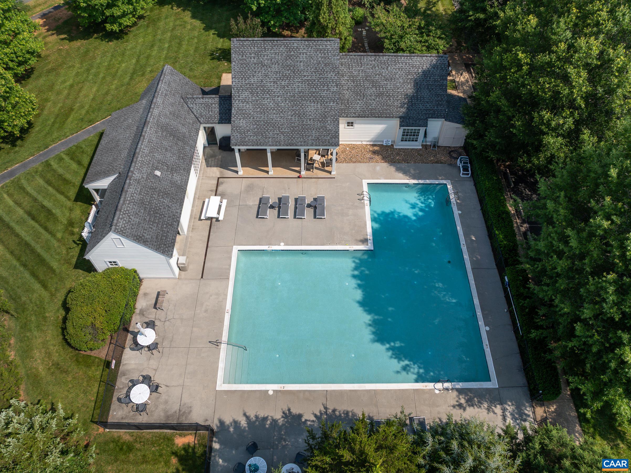 725 LENOX HILL RD, CHARLOTTESVILLE, Virginia 22903, 4 Bedrooms Bedrooms, ,3 BathroomsBathrooms,Residential,725 LENOX HILL RD,676728 MLS # 676728