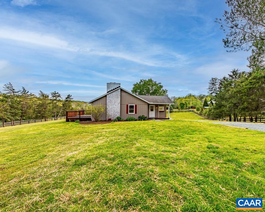 654 CLARKS TRACT, KESWICK, Virginia 22947, 4 Bedrooms Bedrooms, ,2 BathroomsBathrooms,Residential,654 CLARKS TRACT,676730 MLS # 676730