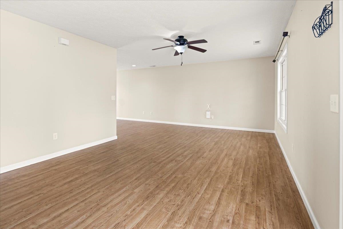 3265 HEBRON CT, ROCKINGHAM, Virginia 22801, 3 Bedrooms Bedrooms, ,1 BathroomBathrooms,Residential,3265 HEBRON CT,676796 MLS # 676796