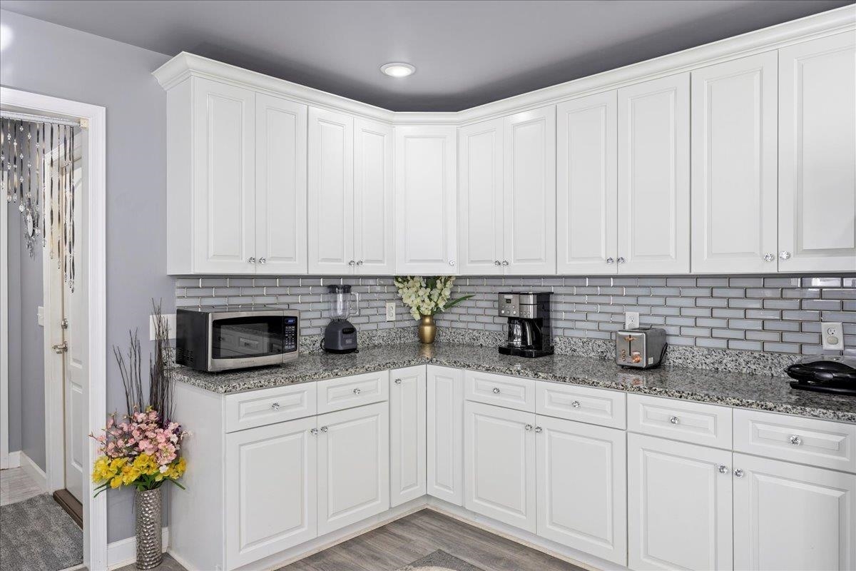 241 SUFFOLK DR, ROCKINGHAM, Virginia 22801, 4 Bedrooms Bedrooms, ,2 BathroomsBathrooms,Residential,241 SUFFOLK DR,676803 MLS # 676803