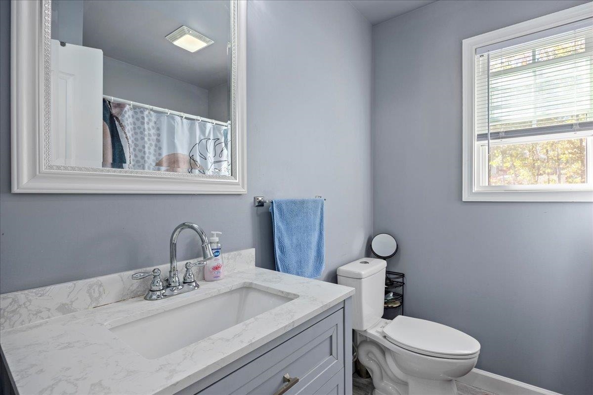 241 SUFFOLK DR, ROCKINGHAM, Virginia 22801, 4 Bedrooms Bedrooms, ,2 BathroomsBathrooms,Residential,241 SUFFOLK DR,676803 MLS # 676803