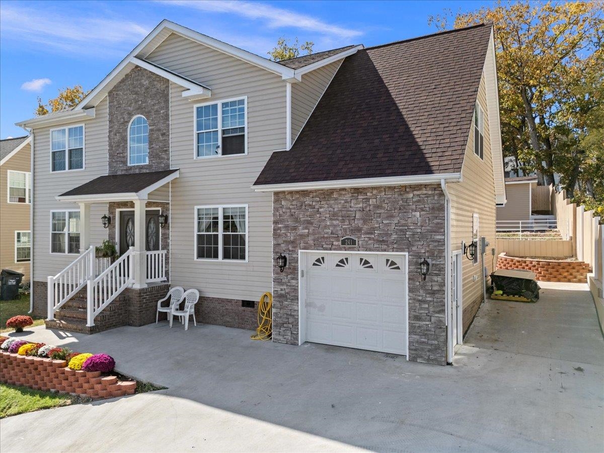 241 SUFFOLK DR, ROCKINGHAM, Virginia 22801, 4 Bedrooms Bedrooms, ,2 BathroomsBathrooms,Residential,241 SUFFOLK DR,676803 MLS # 676803