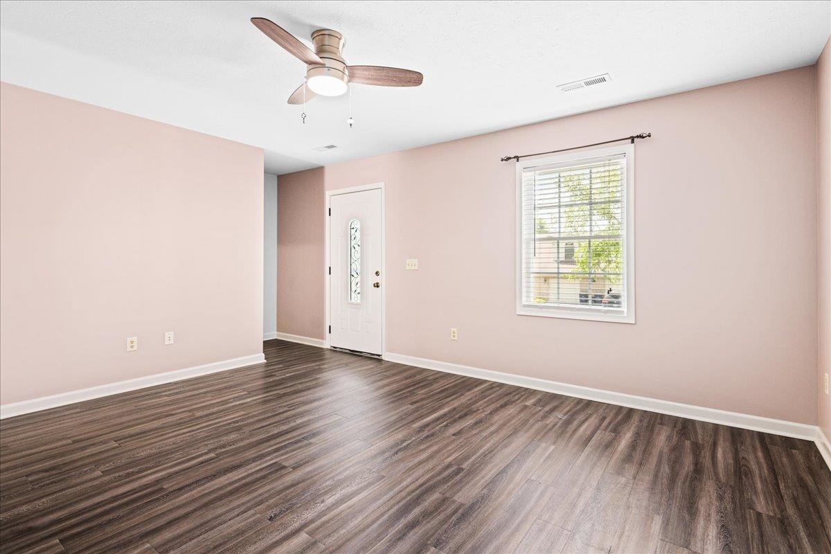 1256 OLD WINDMILL CIR, HARRISONBURG, Virginia 22801, 3 Bedrooms Bedrooms, ,2 BathroomsBathrooms,Residential,1256 OLD WINDMILL CIR,676805 MLS # 676805