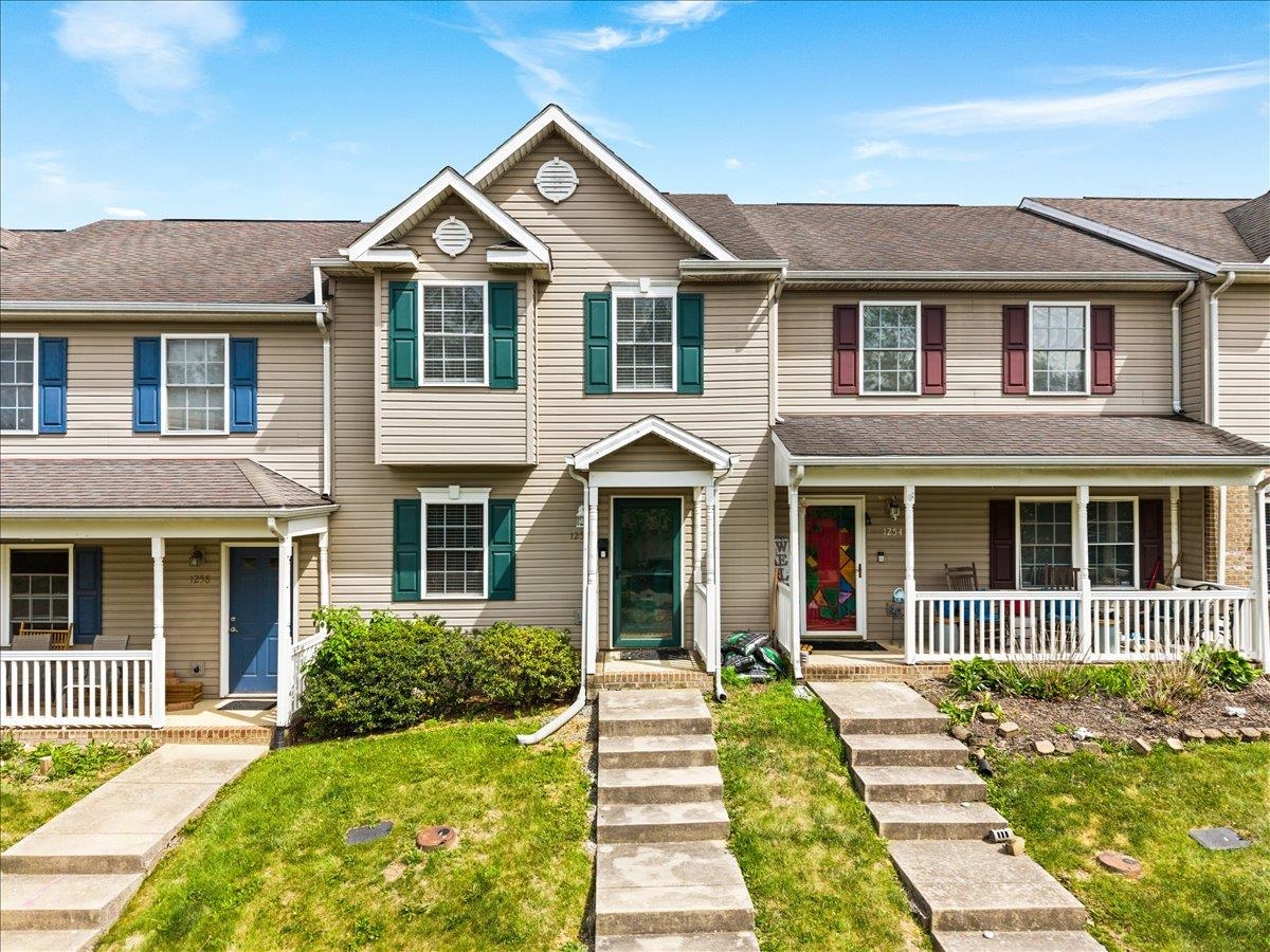 1256 OLD WINDMILL CIR, HARRISONBURG, Virginia 22801, 3 Bedrooms Bedrooms, ,2 BathroomsBathrooms,Residential,1256 OLD WINDMILL CIR,676805 MLS # 676805