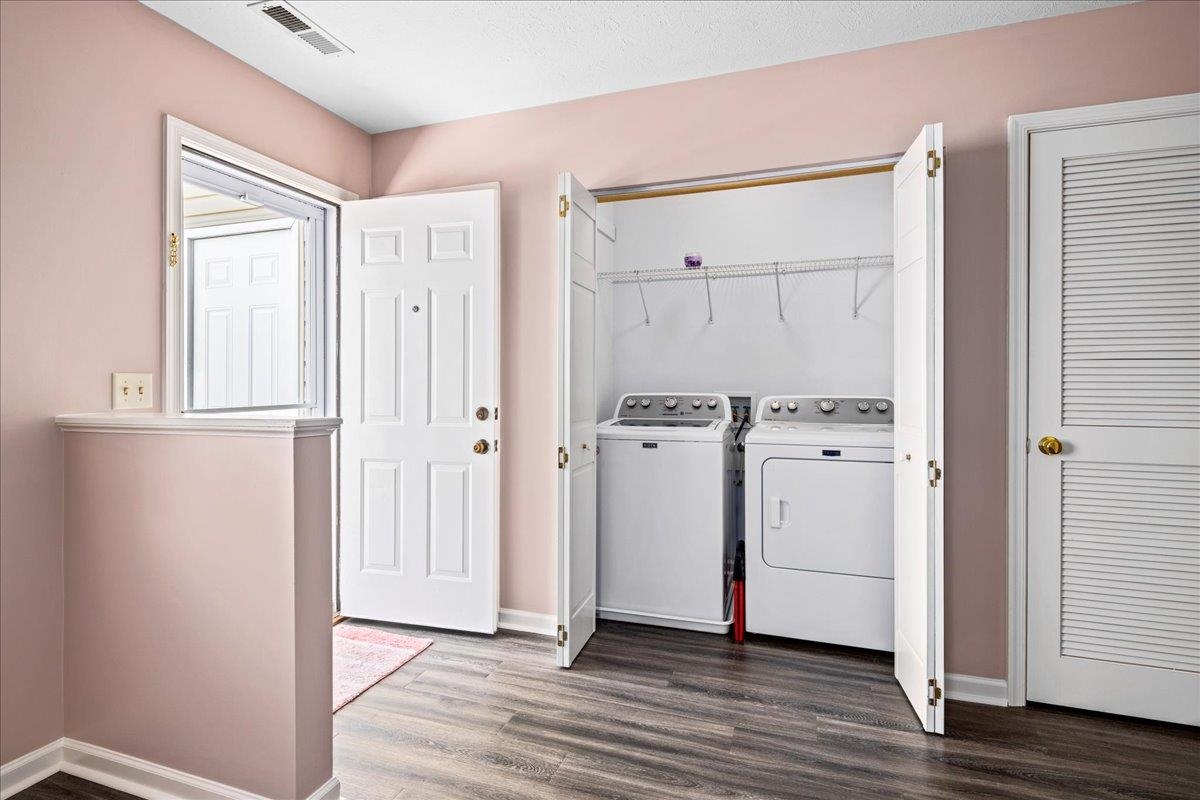 1256 OLD WINDMILL CIR, HARRISONBURG, Virginia 22801, 3 Bedrooms Bedrooms, ,2 BathroomsBathrooms,Residential,1256 OLD WINDMILL CIR,676805 MLS # 676805