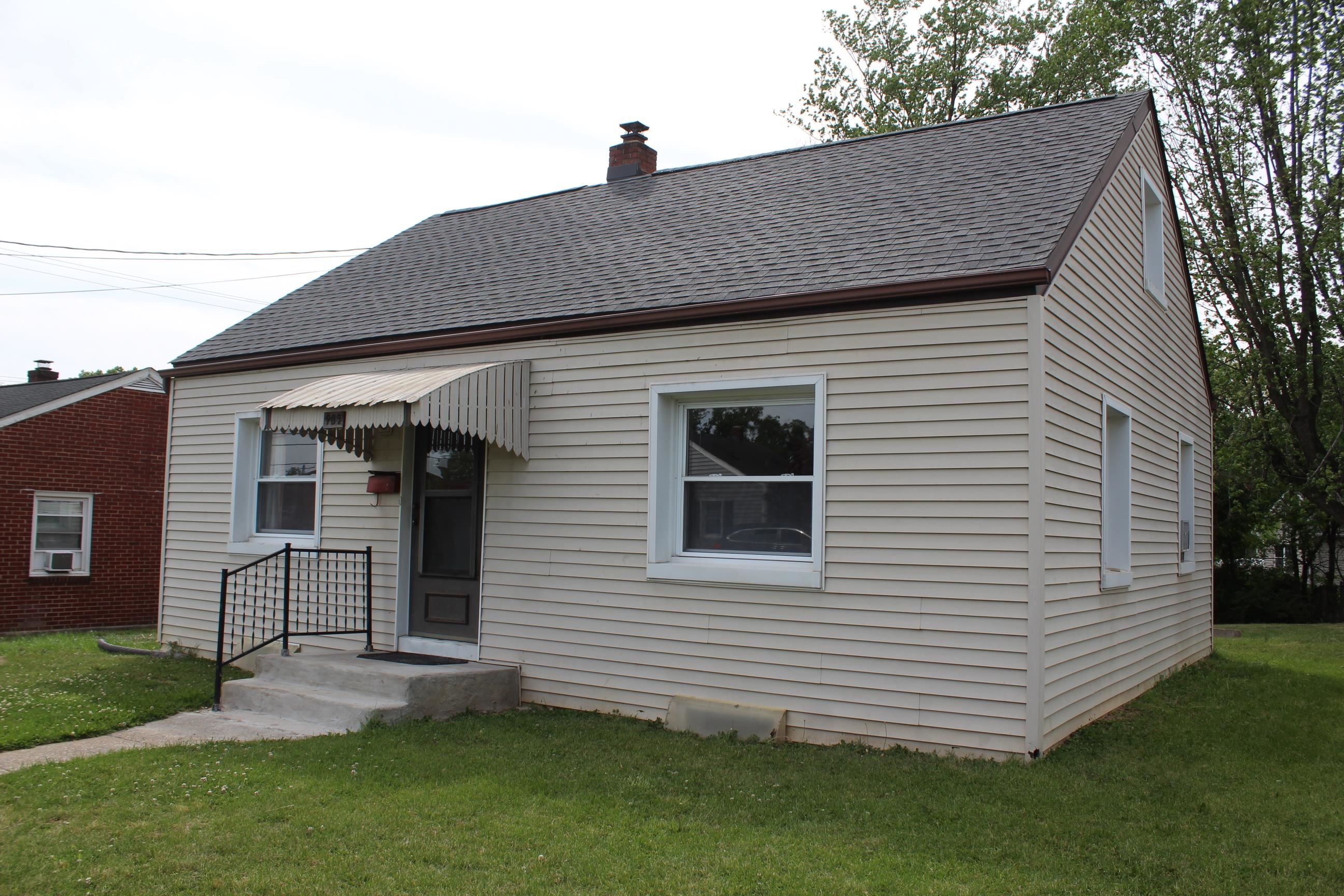 909 JEFFERSON ST, HARRISONBURG, Virginia 22802, 3 Bedrooms Bedrooms, ,1 BathroomBathrooms,Residential,909 JEFFERSON ST,676807 MLS # 676807