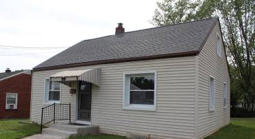 909 JEFFERSON ST, HARRISONBURG, Virginia 22802, 3 Bedrooms Bedrooms, ,1 BathroomBathrooms,Residential,909 JEFFERSON ST,676807 MLS # 676807