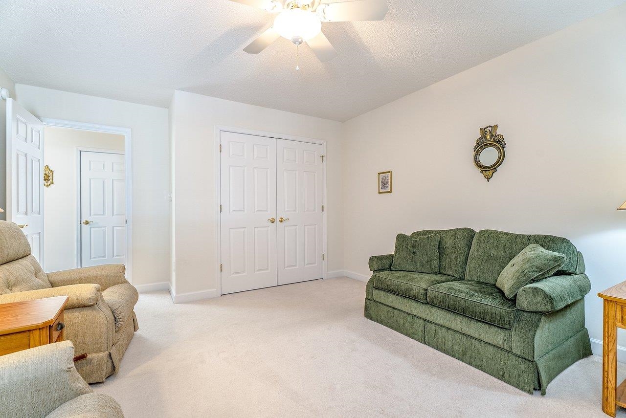 43 HICKORY NUT LN, STAUNTON, Virginia 24401, 3 Bedrooms Bedrooms, ,2 BathroomsBathrooms,Residential,43 HICKORY NUT LN,676814 MLS # 676814