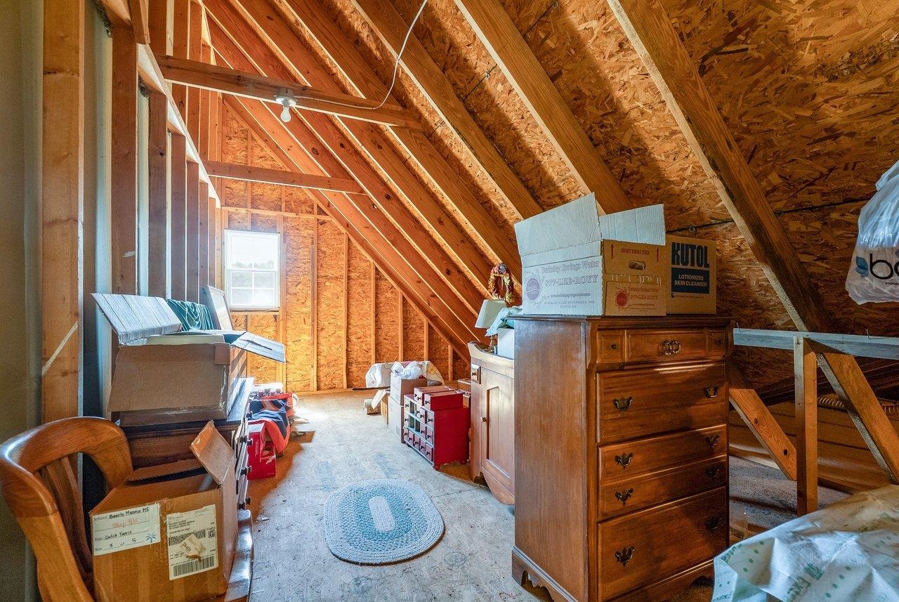 43 HICKORY NUT LN, STAUNTON, Virginia 24401, 3 Bedrooms Bedrooms, ,2 BathroomsBathrooms,Residential,43 HICKORY NUT LN,676814 MLS # 676814