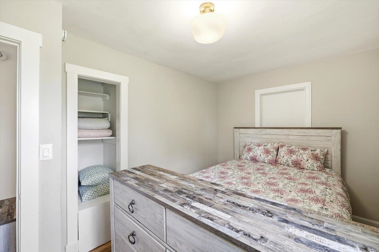 197 WHISKEY CREEK RD, CHURCHVILLE, Virginia 24421, 2 Bedrooms Bedrooms, ,1 BathroomBathrooms,Residential,197 WHISKEY CREEK RD,676822 MLS # 676822