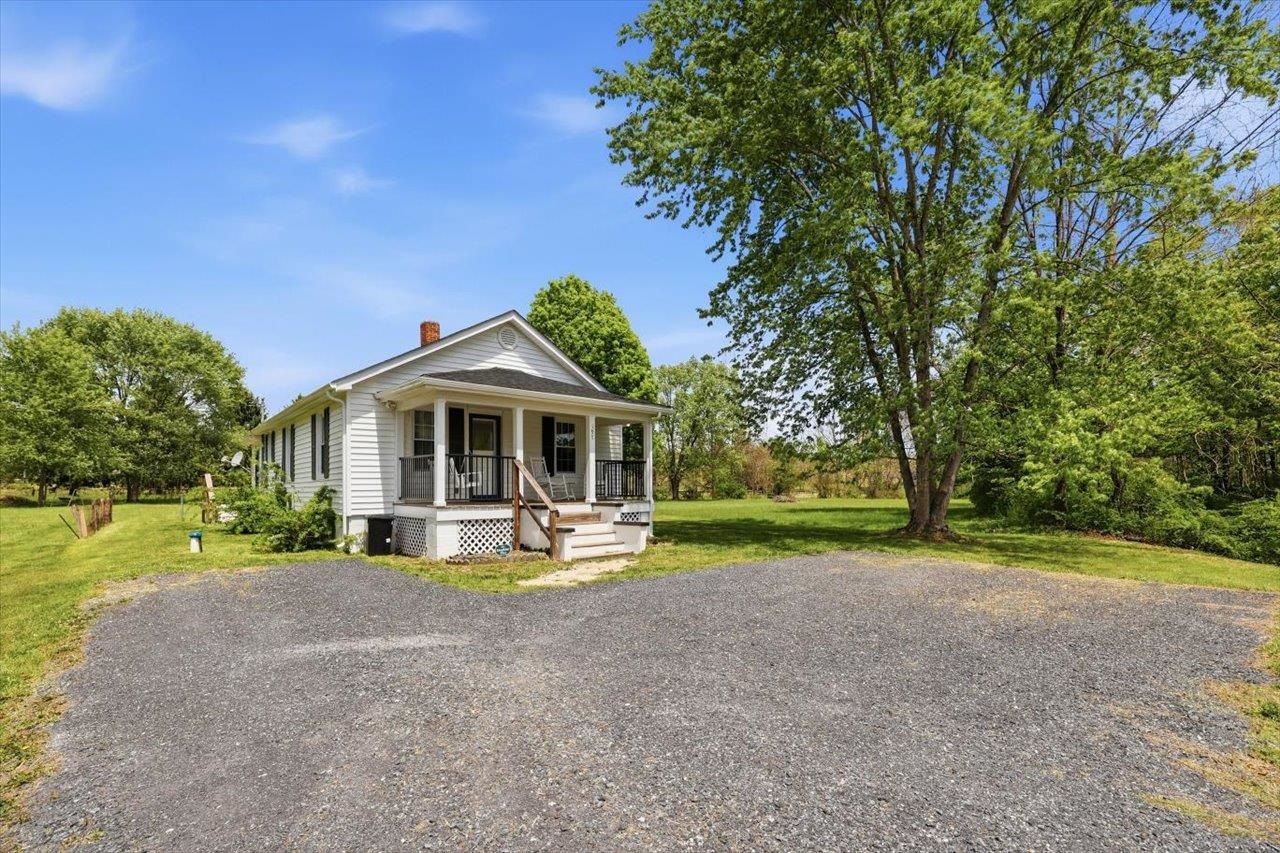 197 WHISKEY CREEK RD, CHURCHVILLE, Virginia 24421, 2 Bedrooms Bedrooms, ,1 BathroomBathrooms,Residential,197 WHISKEY CREEK RD,676822 MLS # 676822
