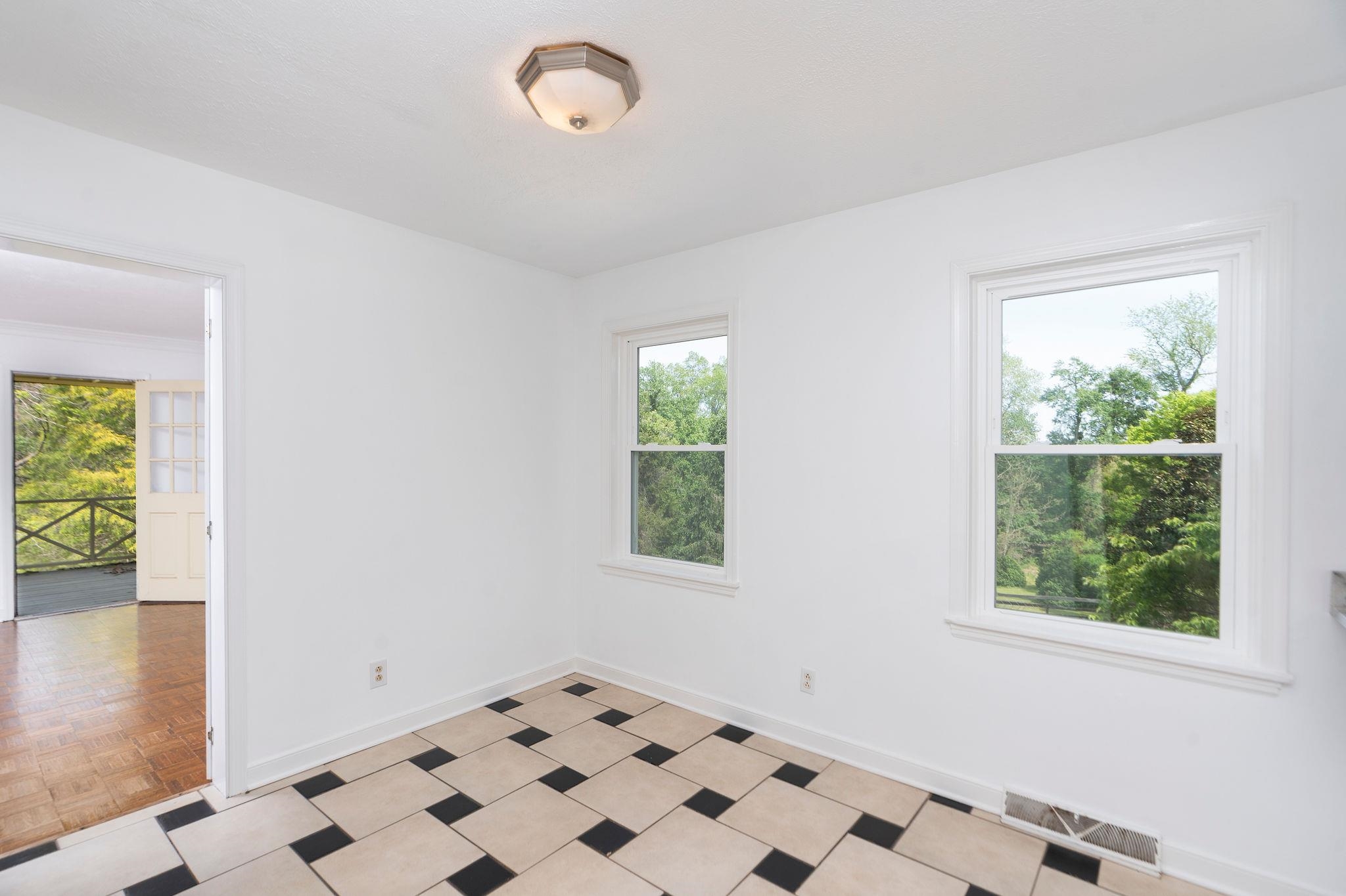 405 HICKORY DR, EARLYSVILLE, Virginia 22936, 3 Bedrooms Bedrooms, ,2 BathroomsBathrooms,Residential,405 HICKORY DR,676825 MLS # 676825