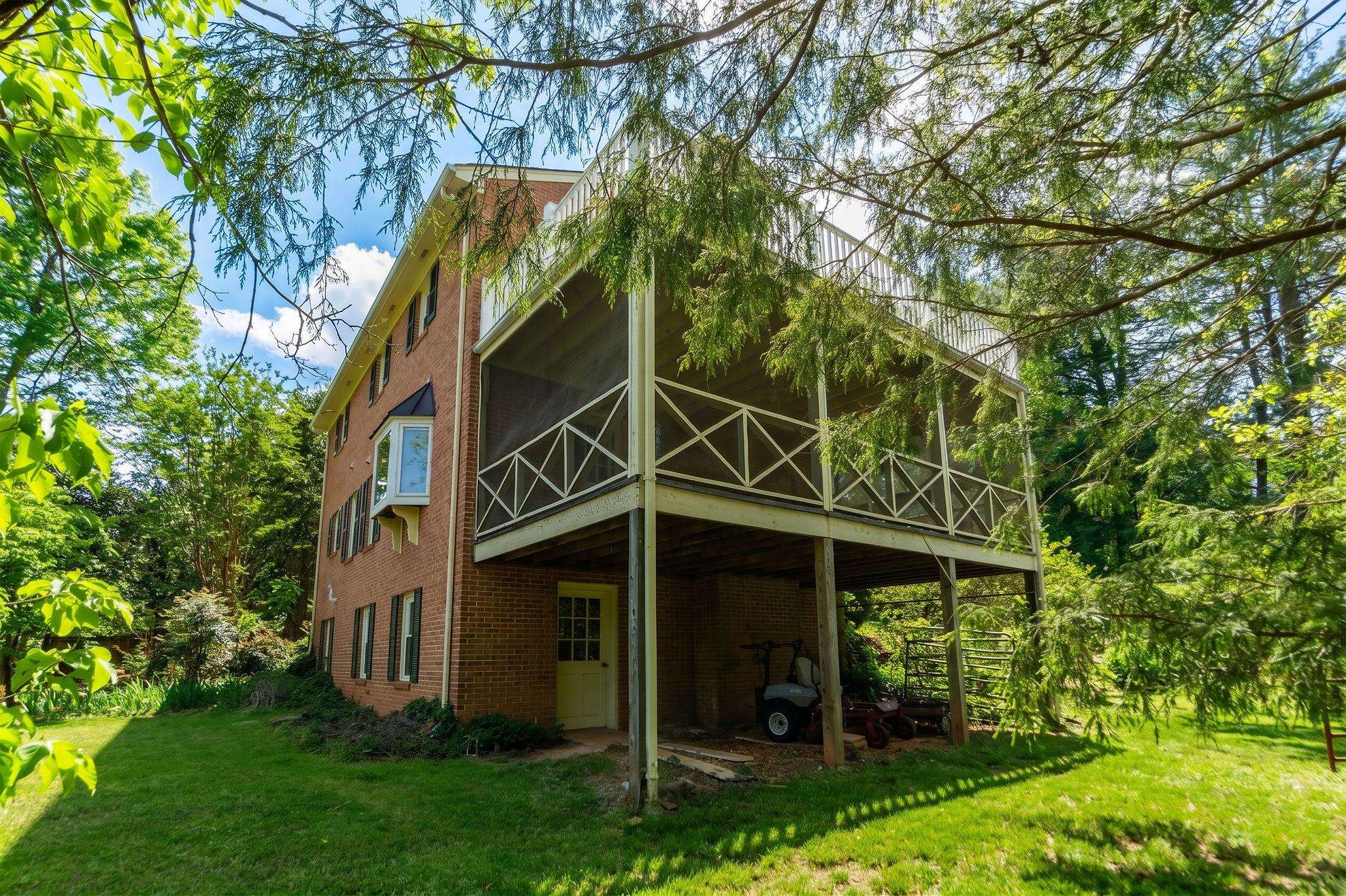 405 HICKORY DR, EARLYSVILLE, Virginia 22936, 3 Bedrooms Bedrooms, ,2 BathroomsBathrooms,Residential,405 HICKORY DR,676825 MLS # 676825