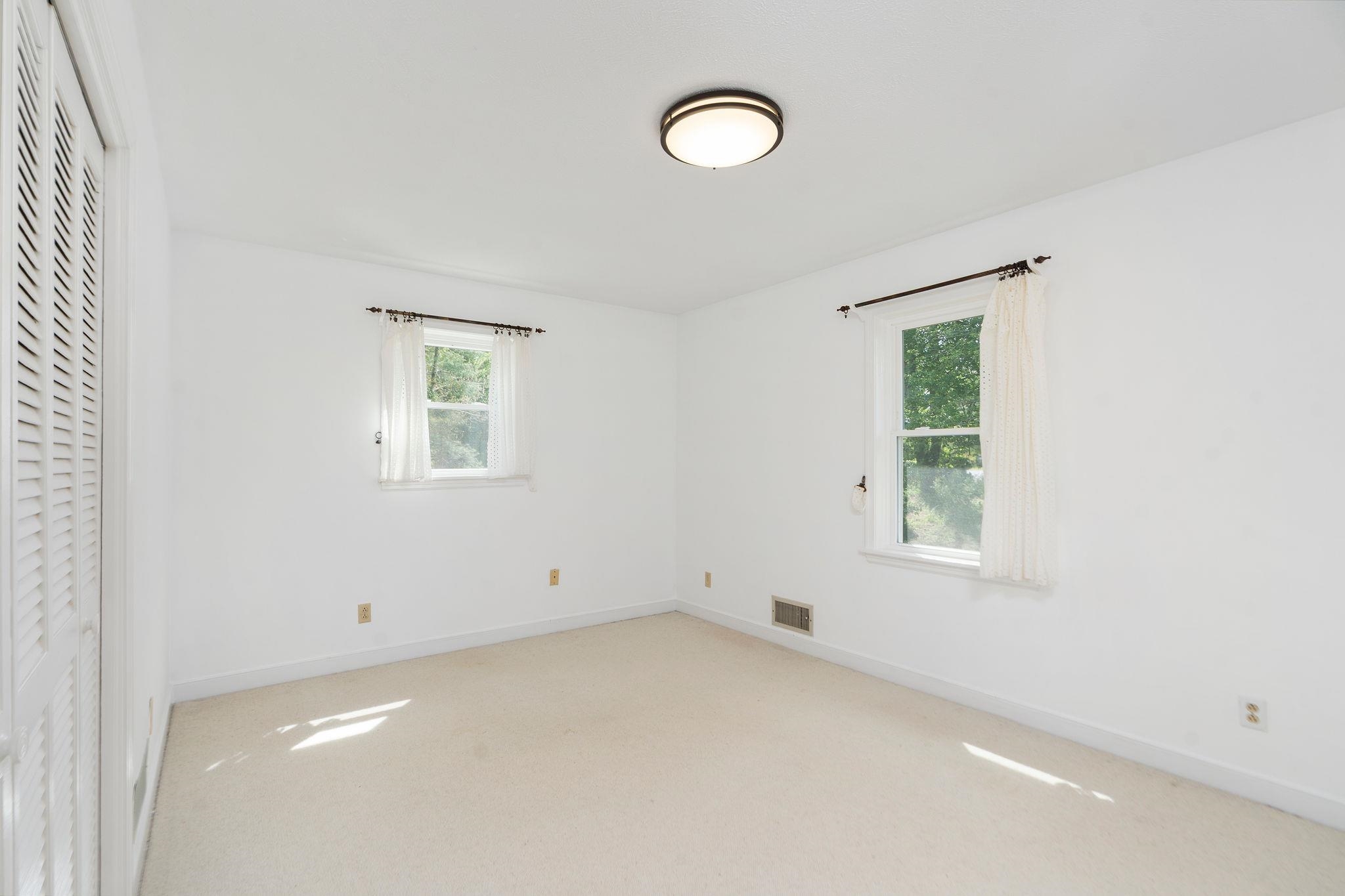 405 HICKORY DR, EARLYSVILLE, Virginia 22936, 3 Bedrooms Bedrooms, ,2 BathroomsBathrooms,Residential,405 HICKORY DR,676825 MLS # 676825