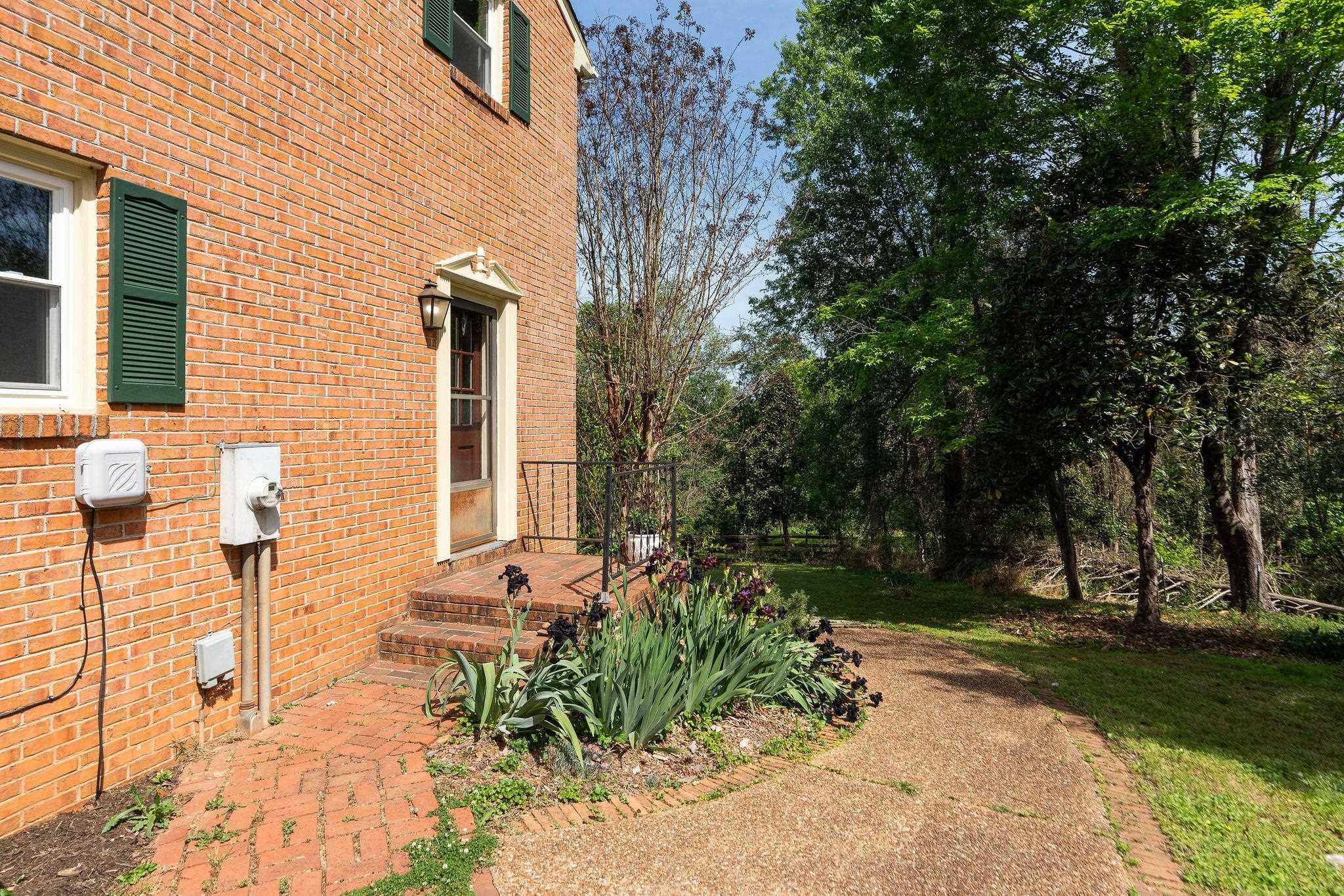 405 HICKORY DR, EARLYSVILLE, Virginia 22936, 3 Bedrooms Bedrooms, ,2 BathroomsBathrooms,Residential,405 HICKORY DR,676825 MLS # 676825