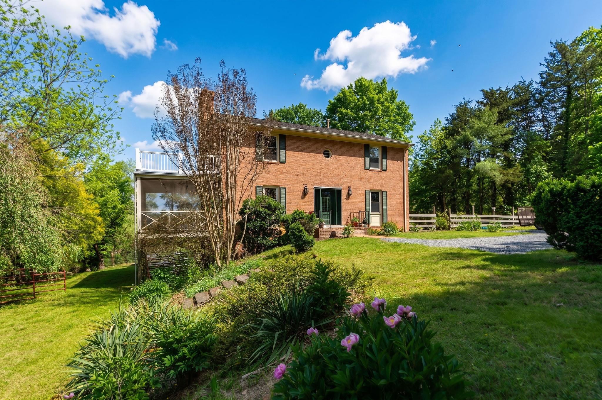 405 HICKORY DR, EARLYSVILLE, Virginia 22936, 3 Bedrooms Bedrooms, ,2 BathroomsBathrooms,Residential,405 HICKORY DR,676825 MLS # 676825