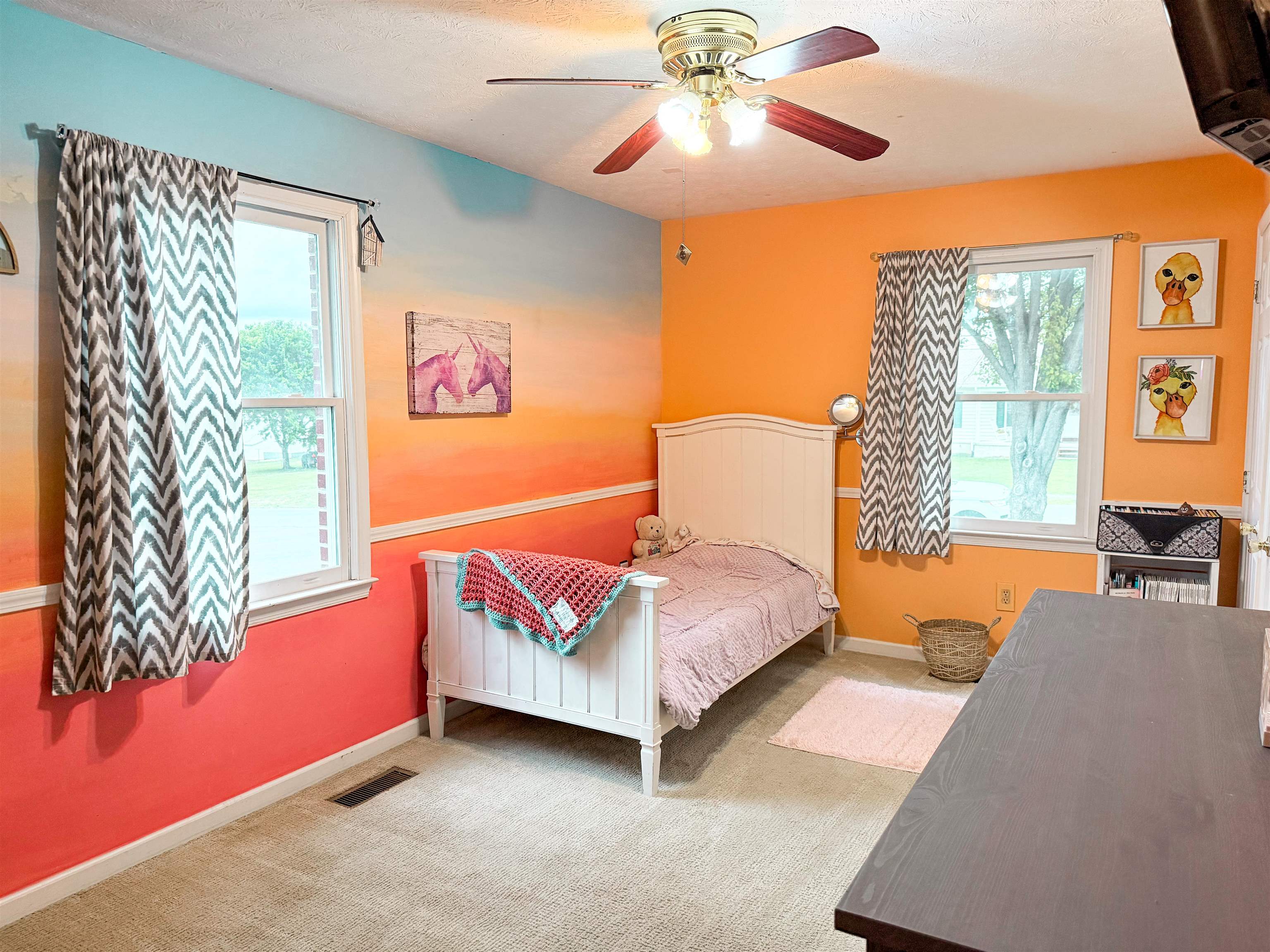222 1ST ST, BROADWAY, Virginia 22815, 3 Bedrooms Bedrooms, ,2 BathroomsBathrooms,Residential,222 1ST ST,676827 MLS # 676827
