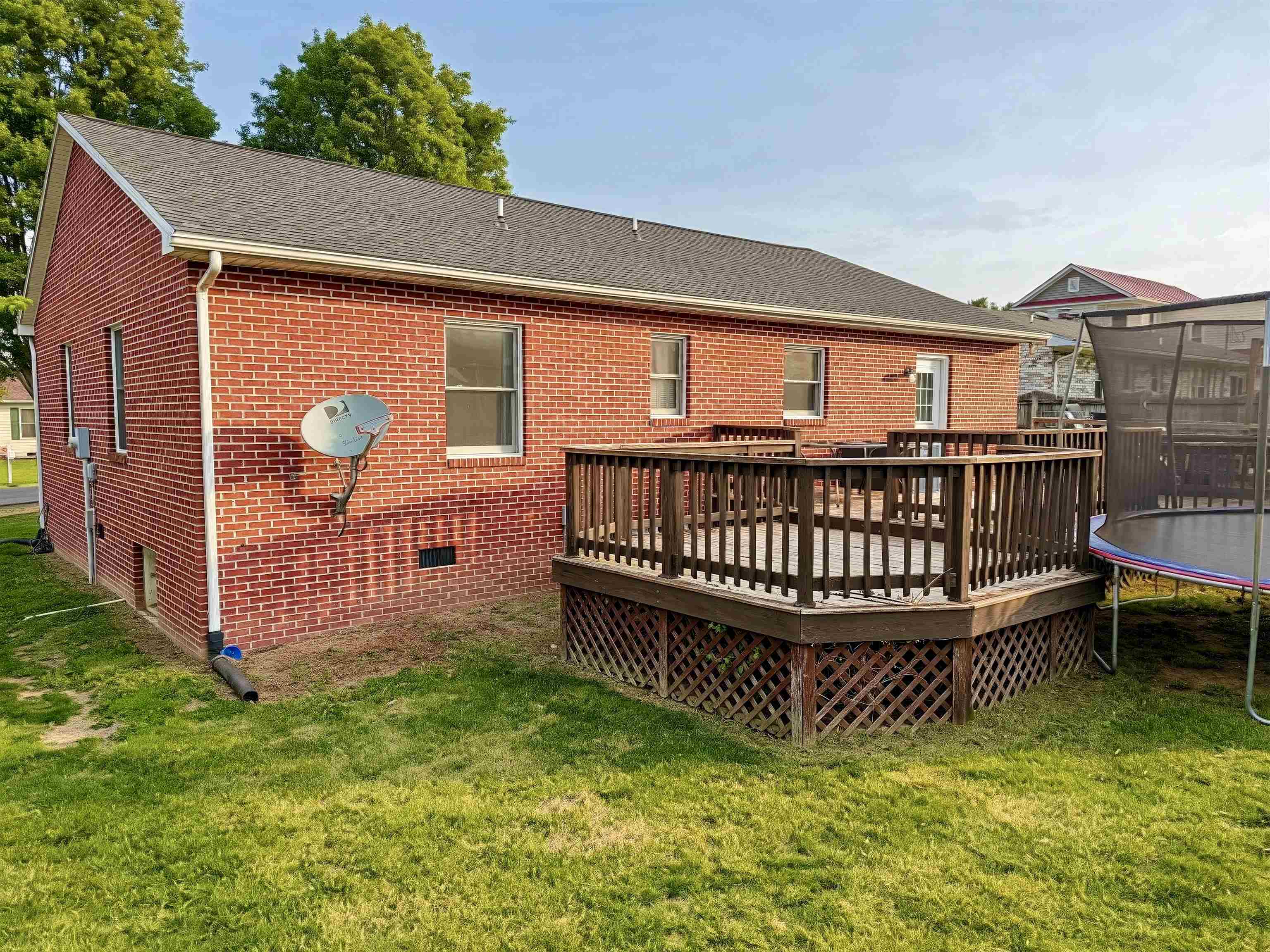 222 1ST ST, BROADWAY, Virginia 22815, 3 Bedrooms Bedrooms, ,2 BathroomsBathrooms,Residential,222 1ST ST,676827 MLS # 676827