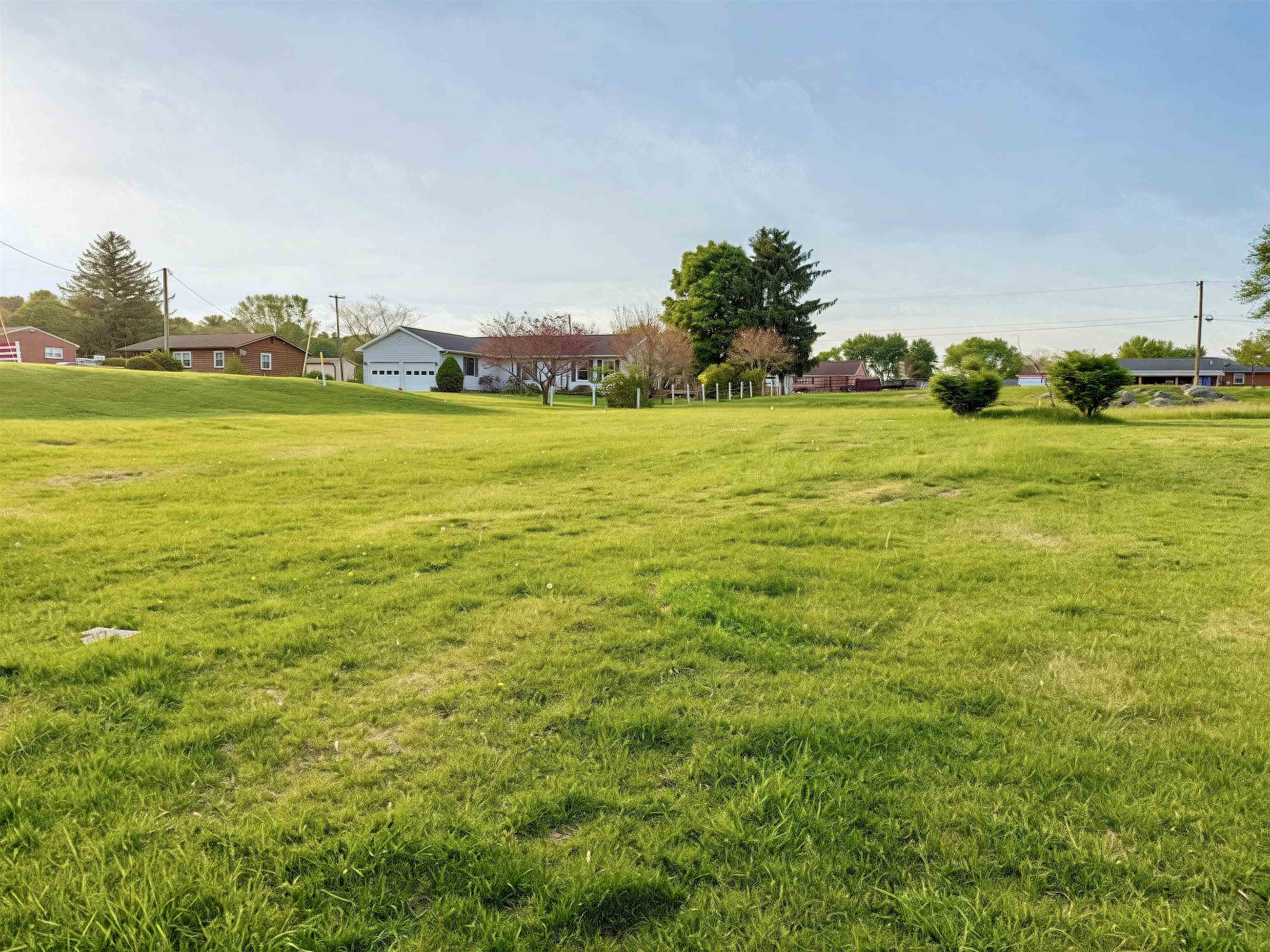222 1ST ST, BROADWAY, Virginia 22815, 3 Bedrooms Bedrooms, ,2 BathroomsBathrooms,Residential,222 1ST ST,676827 MLS # 676827