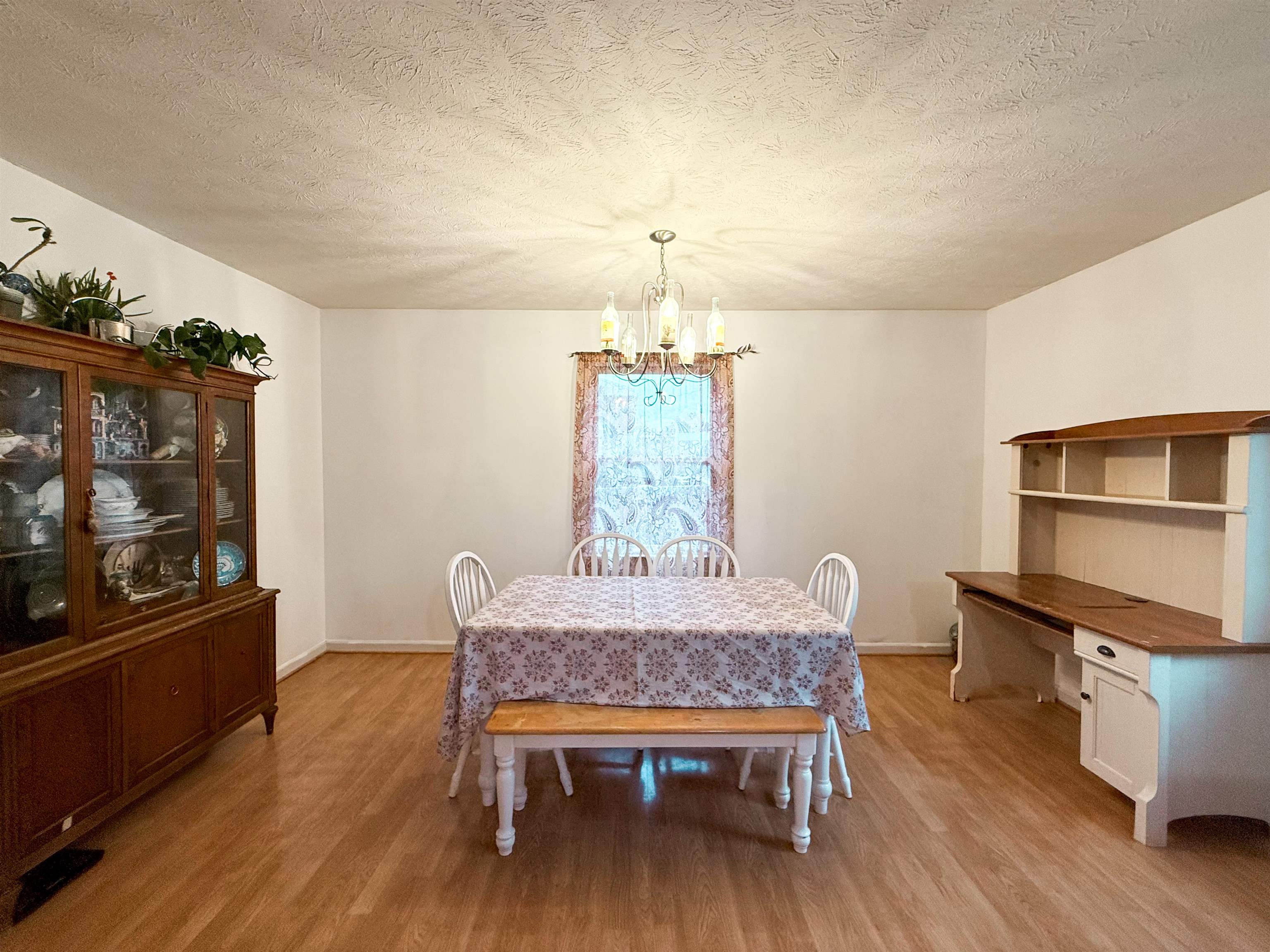 222 1ST ST, BROADWAY, Virginia 22815, 3 Bedrooms Bedrooms, ,2 BathroomsBathrooms,Residential,222 1ST ST,676827 MLS # 676827