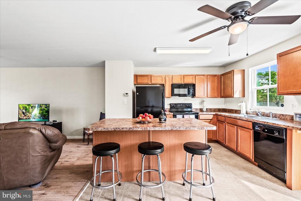 5035 GODWINS LANDING DR, REMINGTON, Virginia 22734, 4 Bedrooms Bedrooms, ,2 BathroomsBathrooms,Residential,5035 GODWINS LANDING DR,VAFQ2021542 MLS # VAFQ2021542