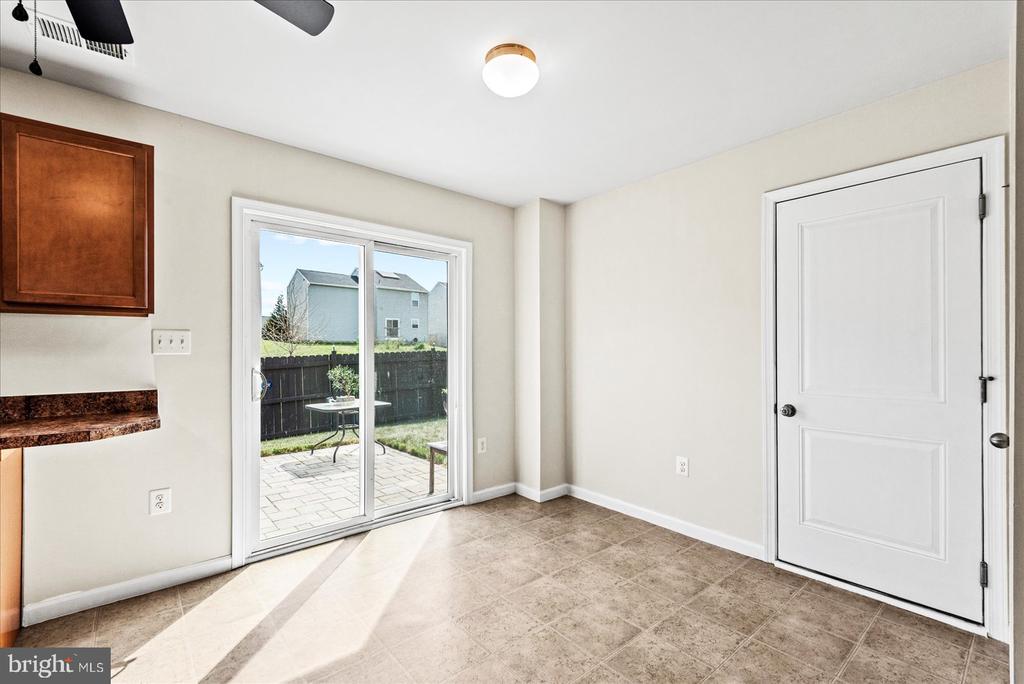 5035 GODWINS LANDING DR, REMINGTON, Virginia 22734, 4 Bedrooms Bedrooms, ,2 BathroomsBathrooms,Residential,5035 GODWINS LANDING DR,VAFQ2021542 MLS # VAFQ2021542
