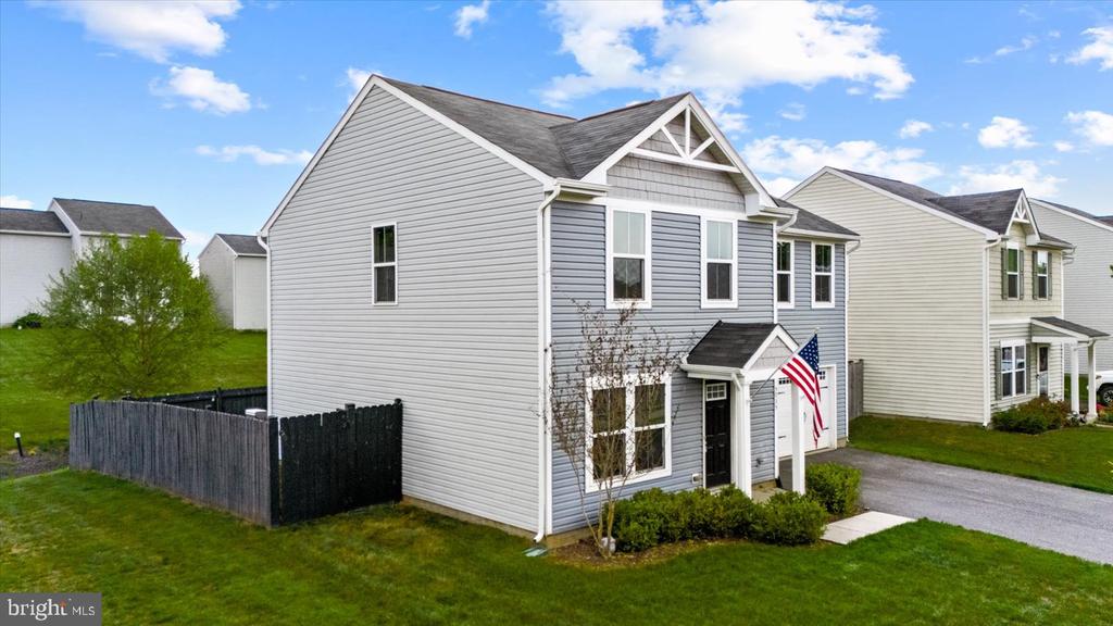 5035 GODWINS LANDING DR, REMINGTON, Virginia 22734, 4 Bedrooms Bedrooms, ,2 BathroomsBathrooms,Residential,5035 GODWINS LANDING DR,VAFQ2021542 MLS # VAFQ2021542
