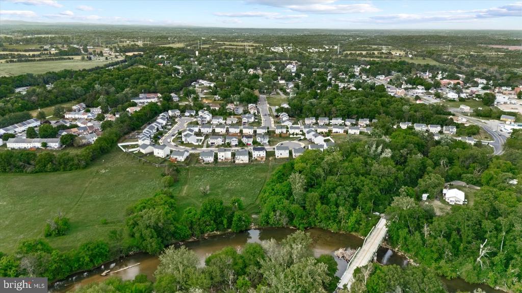 5035 GODWINS LANDING DR, REMINGTON, Virginia 22734, 4 Bedrooms Bedrooms, ,2 BathroomsBathrooms,Residential,5035 GODWINS LANDING DR,VAFQ2021542 MLS # VAFQ2021542