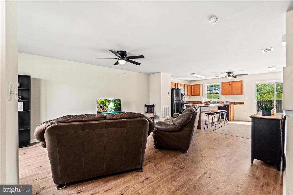 5035 GODWINS LANDING DR, REMINGTON, Virginia 22734, 4 Bedrooms Bedrooms, ,2 BathroomsBathrooms,Residential,5035 GODWINS LANDING DR,VAFQ2021542 MLS # VAFQ2021542