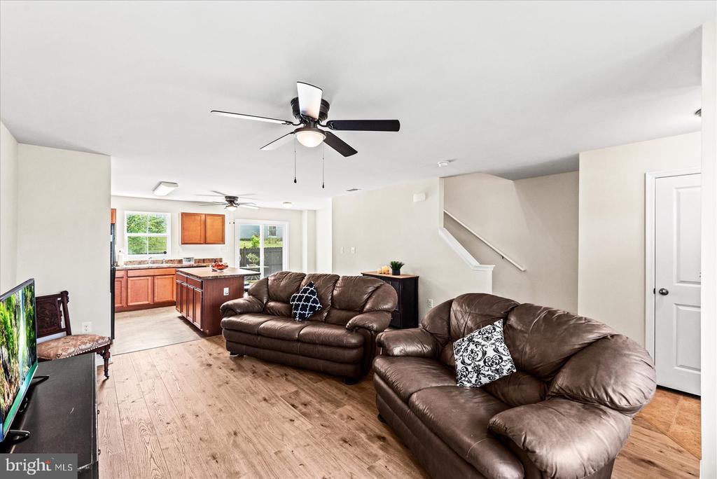 5035 GODWINS LANDING DR, REMINGTON, Virginia 22734, 4 Bedrooms Bedrooms, ,2 BathroomsBathrooms,Residential,5035 GODWINS LANDING DR,VAFQ2021542 MLS # VAFQ2021542