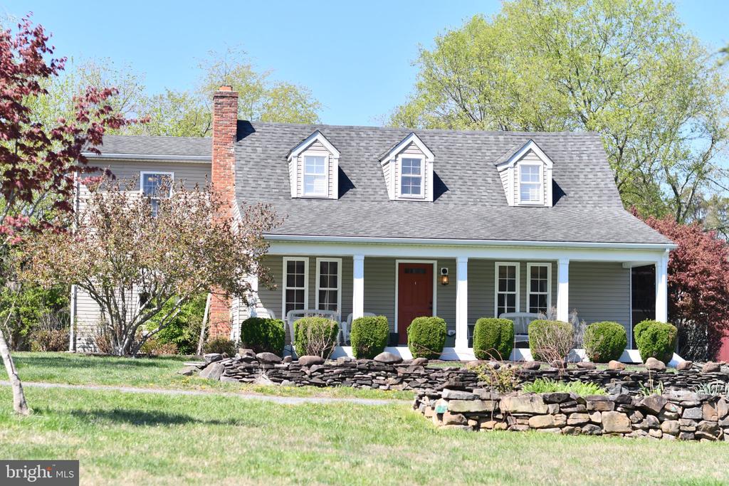 8446 TURNBULL RD, WARRENTON, Virginia 20186, 4 Bedrooms Bedrooms, ,2 BathroomsBathrooms,Residential,8446 TURNBULL RD,VAFQ2021678 MLS # VAFQ2021678
