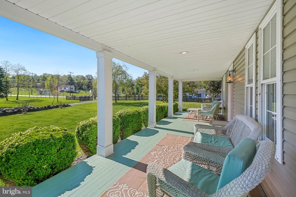 8446 TURNBULL RD, WARRENTON, Virginia 20186, 4 Bedrooms Bedrooms, ,2 BathroomsBathrooms,Residential,8446 TURNBULL RD,VAFQ2021678 MLS # VAFQ2021678